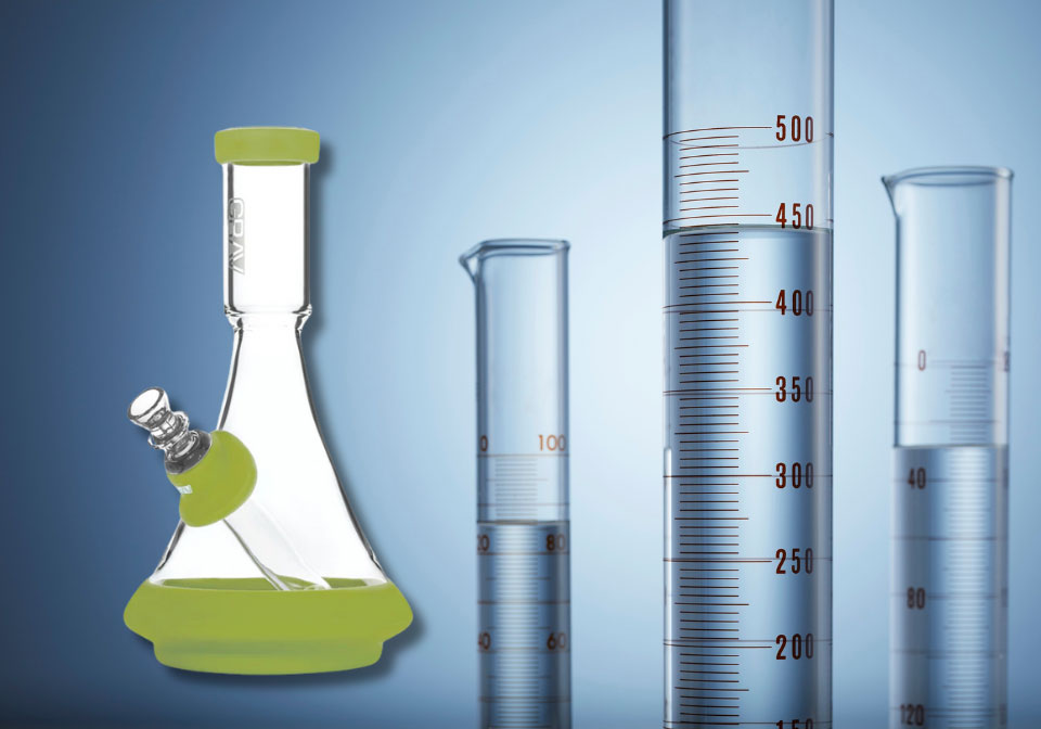 Why Water is Essential in Bongs - Getting the Water Level Right