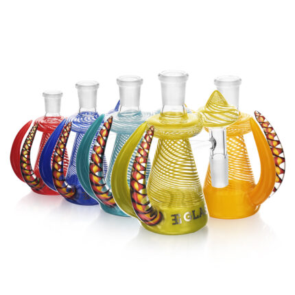 EG Glass EGA05 Bright Wig Wag Horn Triangular Ash Catcher.jpg