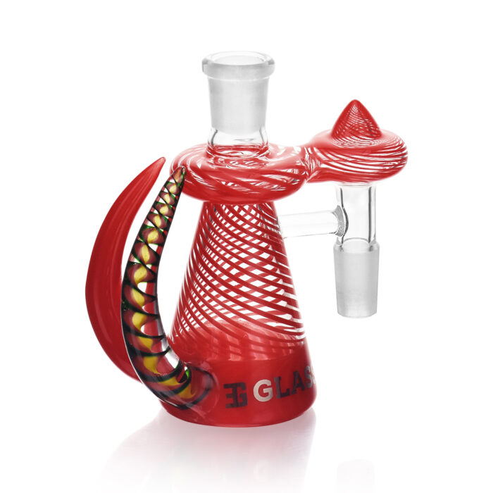 EG Glass EGA05 Bright Wig Wag Horn Triangular Ash Catcher RED.jpg